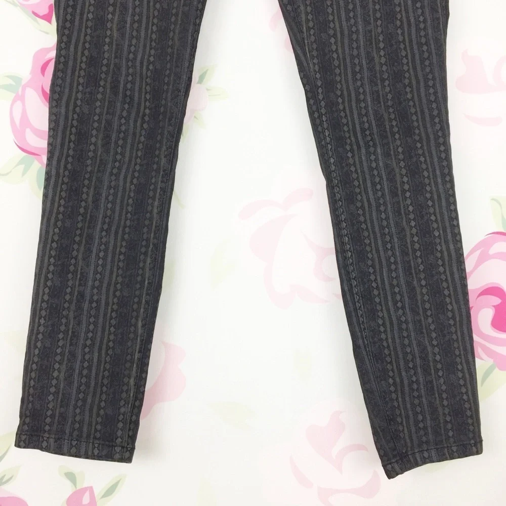 Free People Boho Geo Print Black Gray Skinny Jeans Pants 26